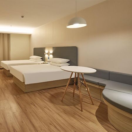Hanting Hotel Shanghai Middle Ring Hunan Road Exteriör bild